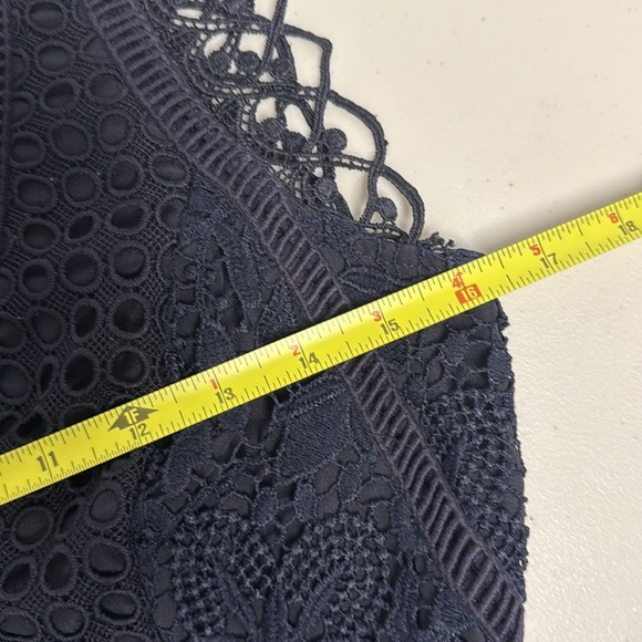 French Connection Women's Plunging Neckline Zahara Eyelet & Lace A-Line Dress 6 - Picture 10 of 11